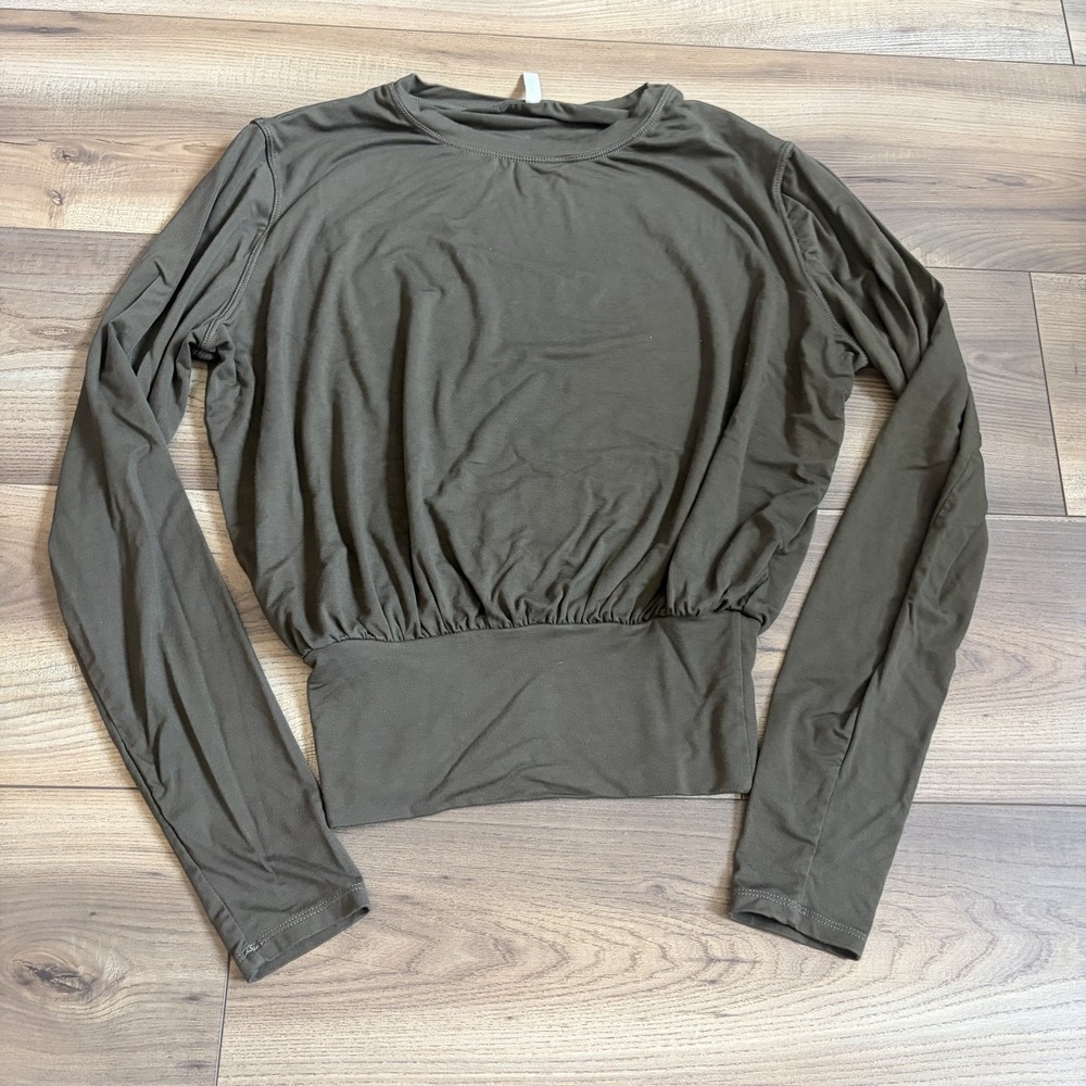 Halara Women's Round Neck Long Sleeve Work Out Top Green Size Small